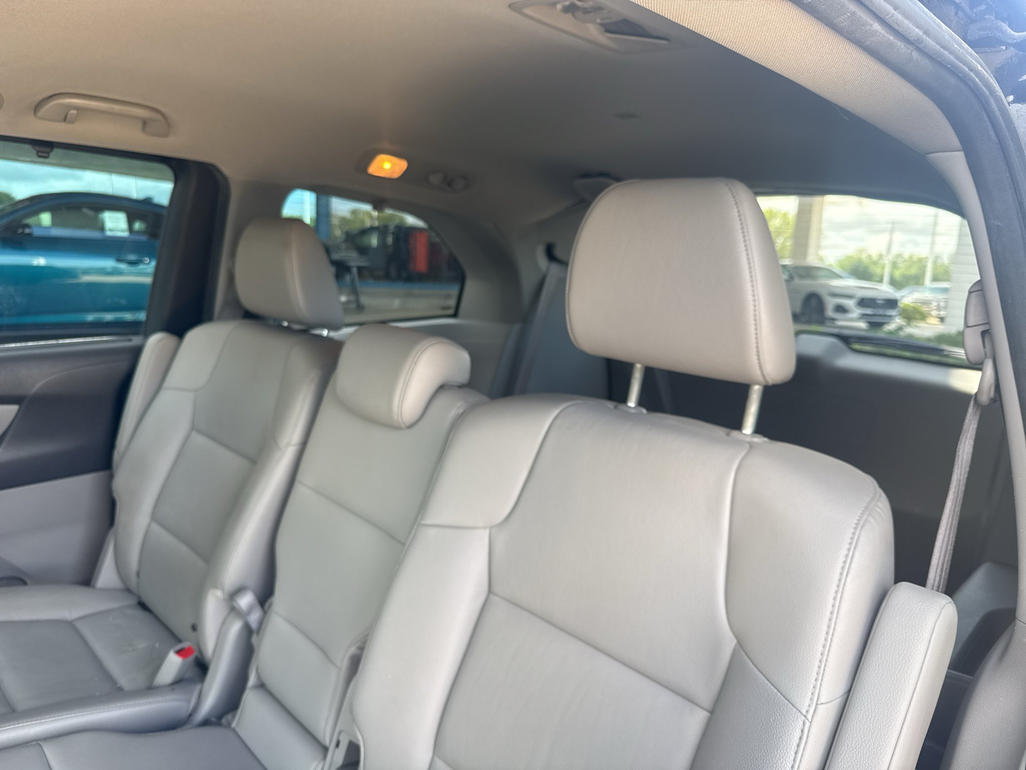 Used 2016 Crystal Black Pearl Honda EX-L image 7