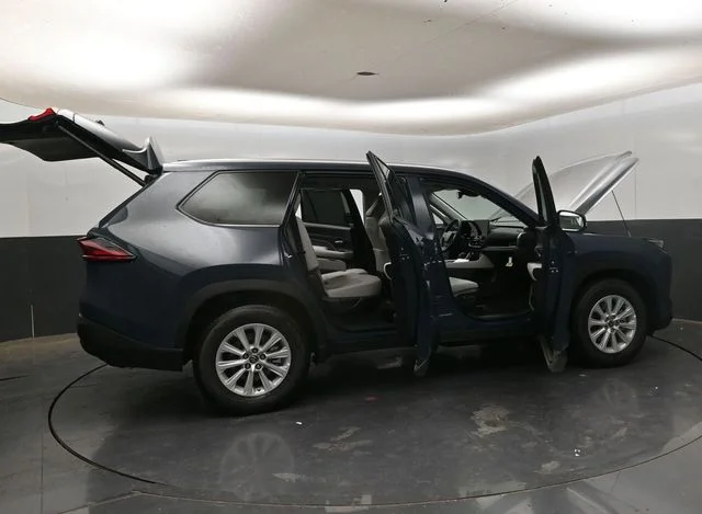 2026 Toyota Grand Highlander XLE - Photo 36