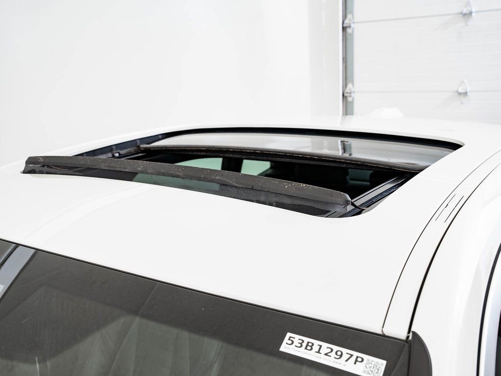 Used 2023 Alpine White BMW eDrive40 image 14