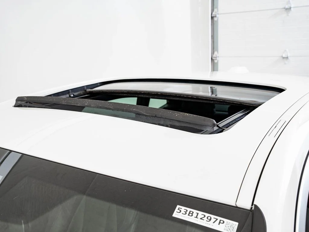 Used 2023 Alpine White BMW eDrive40 image 14