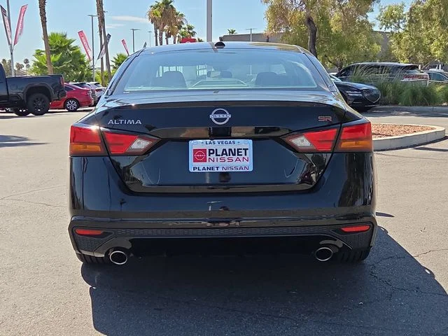 Used 2024 Super Black Nissan 2.5 SR image 7