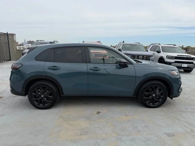 Used 2024  Honda Sport image 8