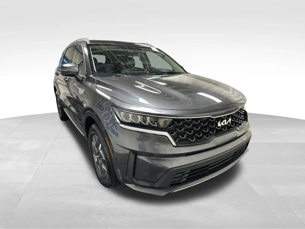 Used 2022 Gray Kia S image 5
