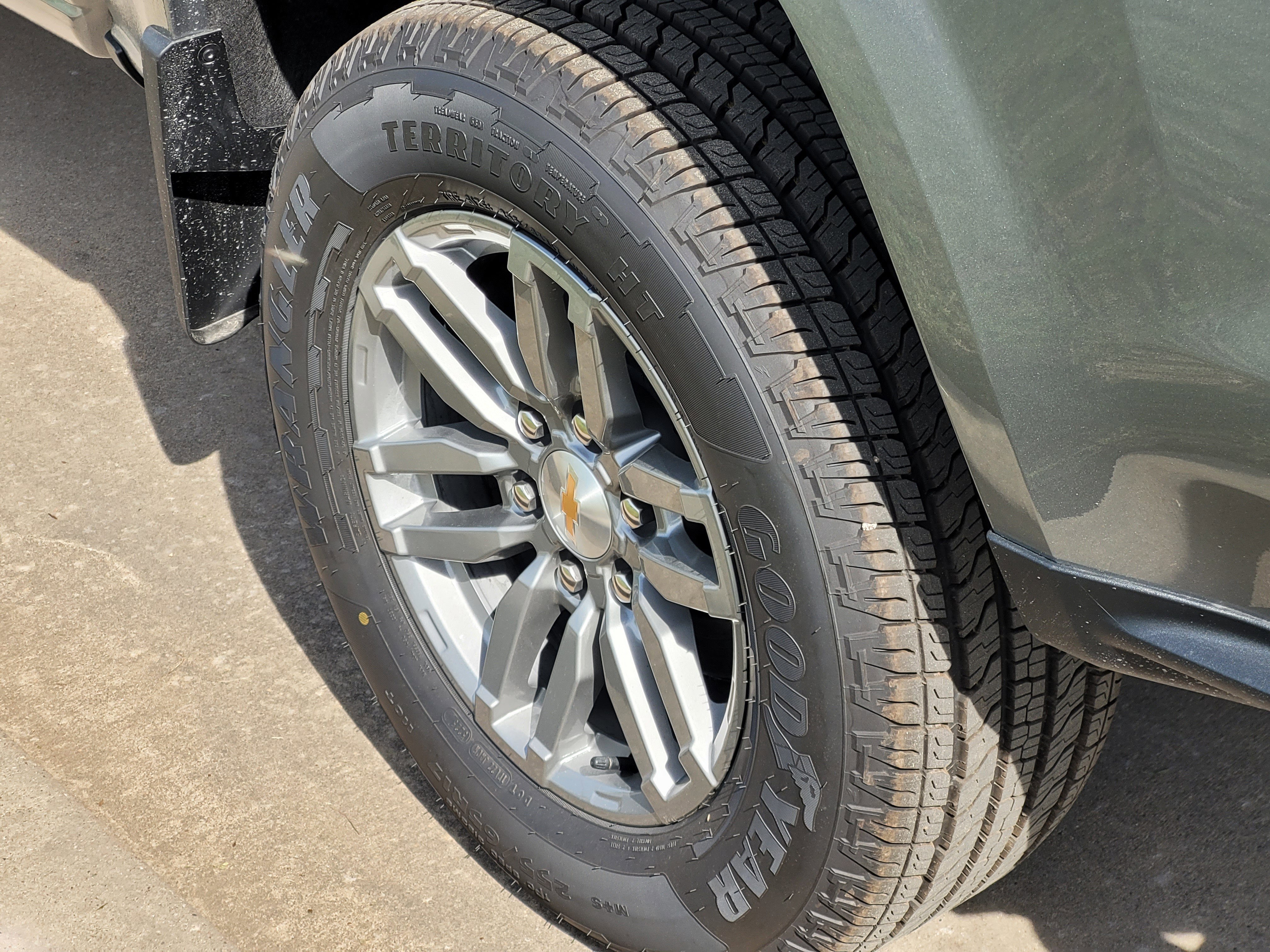New 2026 Sterling Gray Metallic Chevrolet 4WD LT image 5