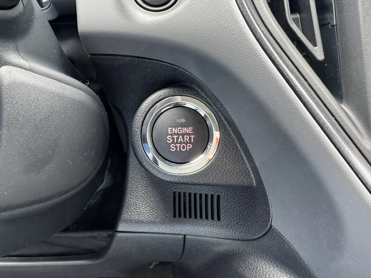 New 2026 Magnetite Gray Metallic Subaru Premium image 23