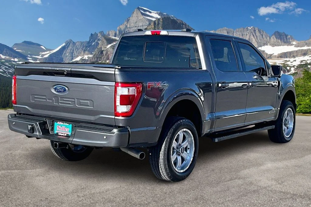 Used 2022 Gray Ford Lariat image 2