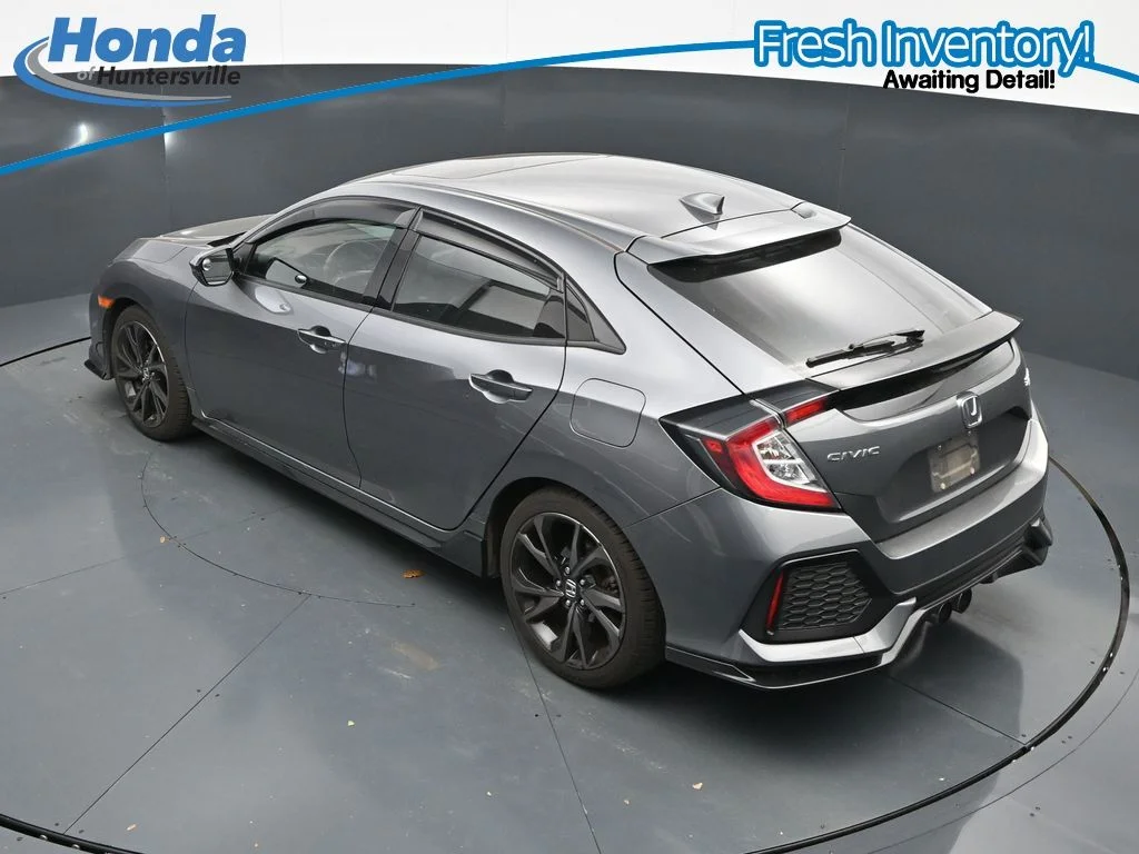 Used 2018 Modern Steel Metallic Honda Sport Touring image 18