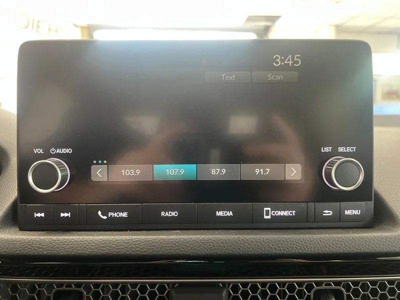 Used 2025  Honda Sport image 26