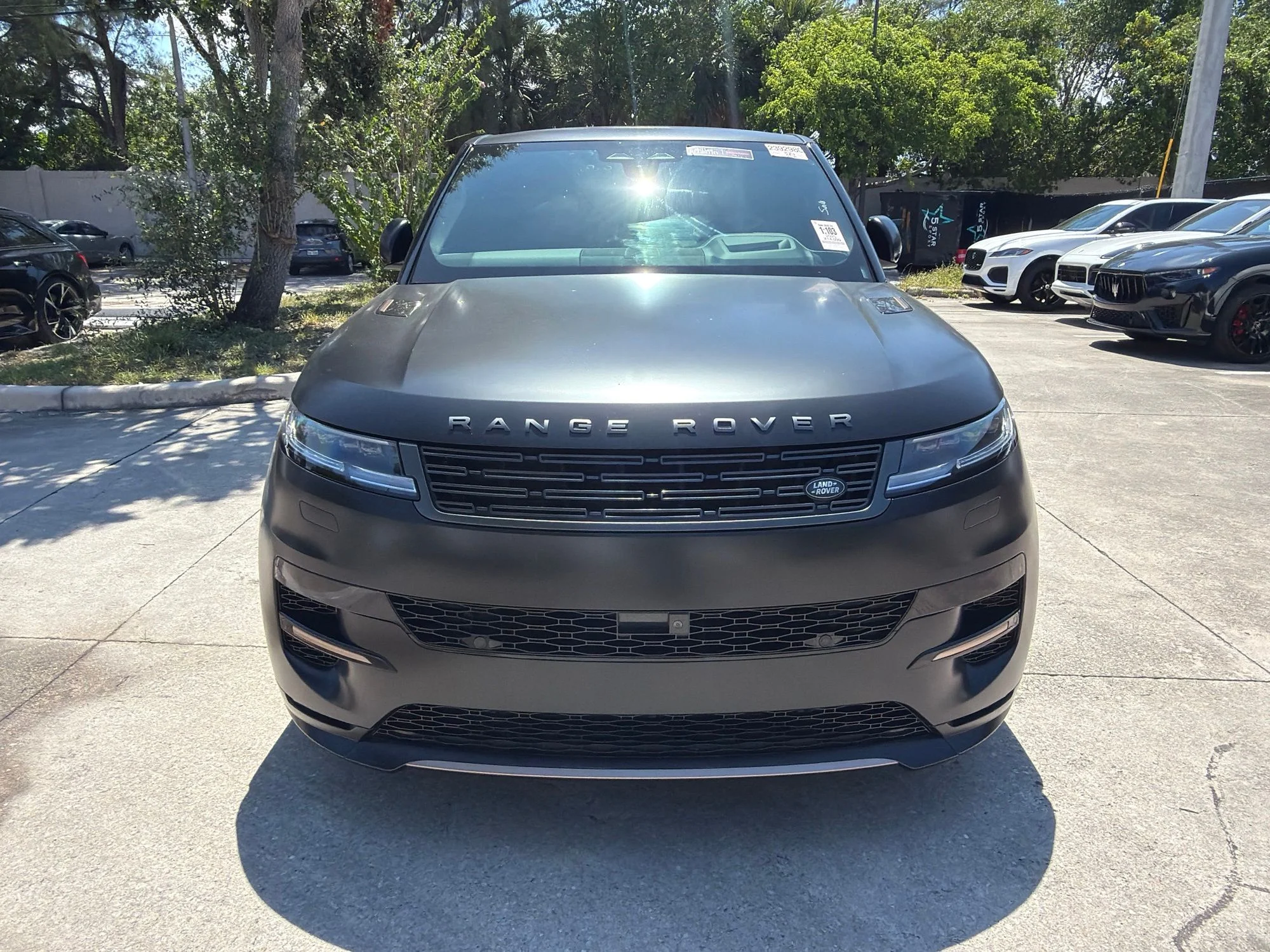 Used 2025 Black Land Rover Autobiography image 2