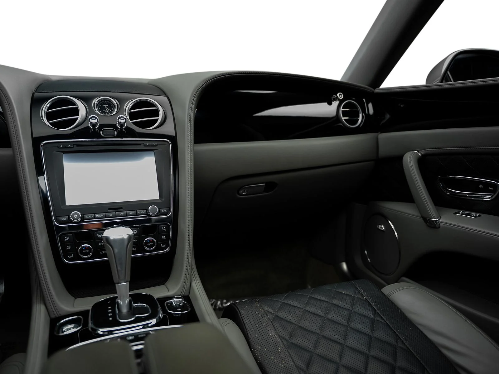 Used 2017 Black Bentley V8 S image 42