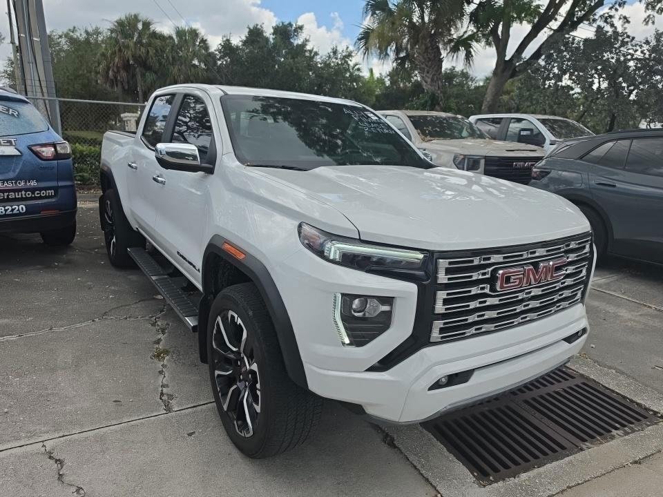 Used 2024 Summit White GMC Denali image 2