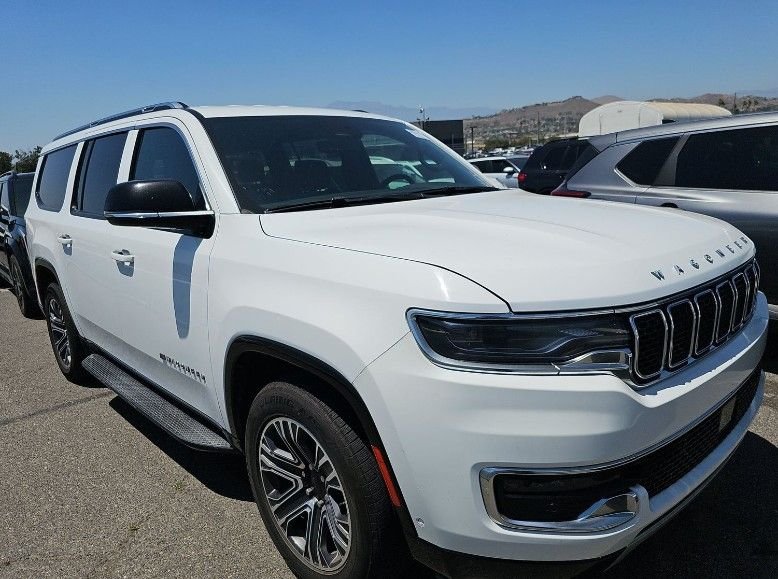 Used 2023 White Jeep Series II image 2