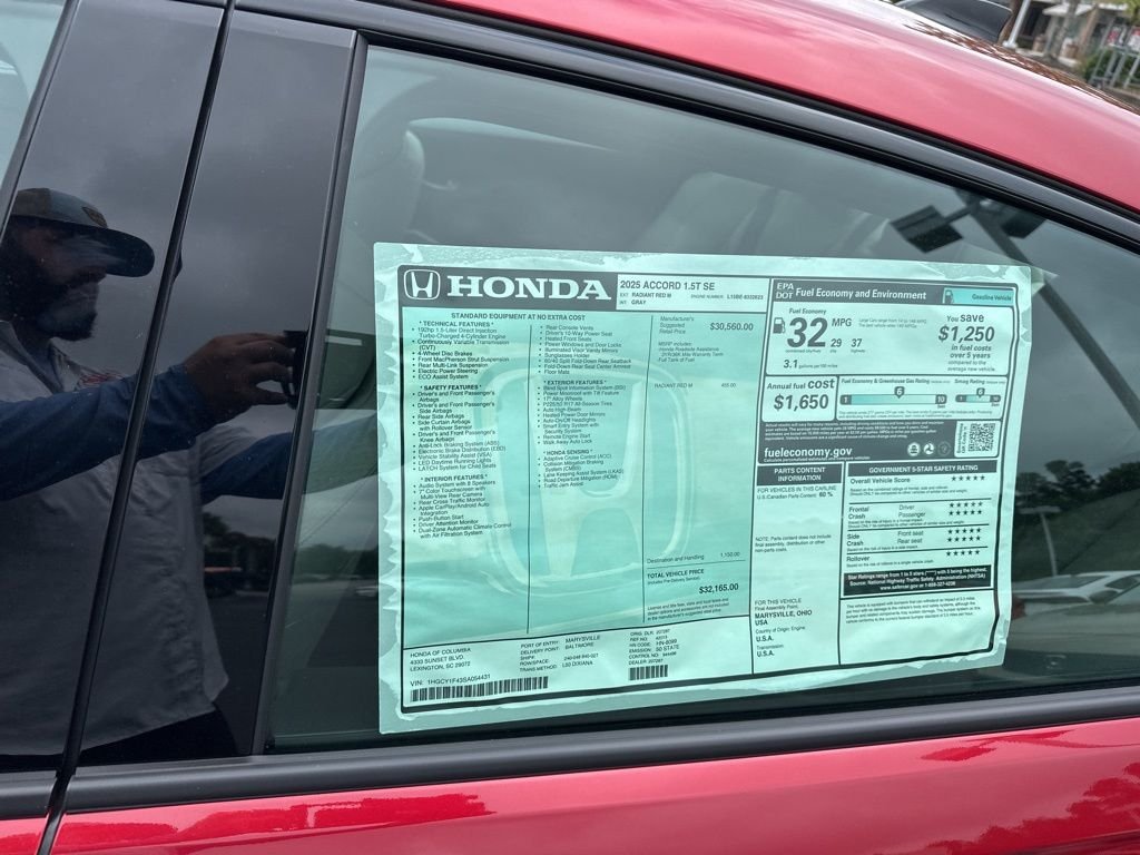 2025 Honda Accord SE - Photo 11