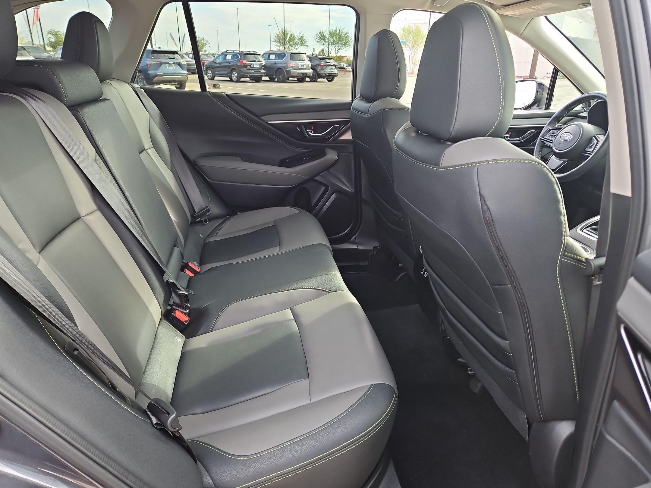 2025 Subaru Outback Onyx Edition - Photo 28