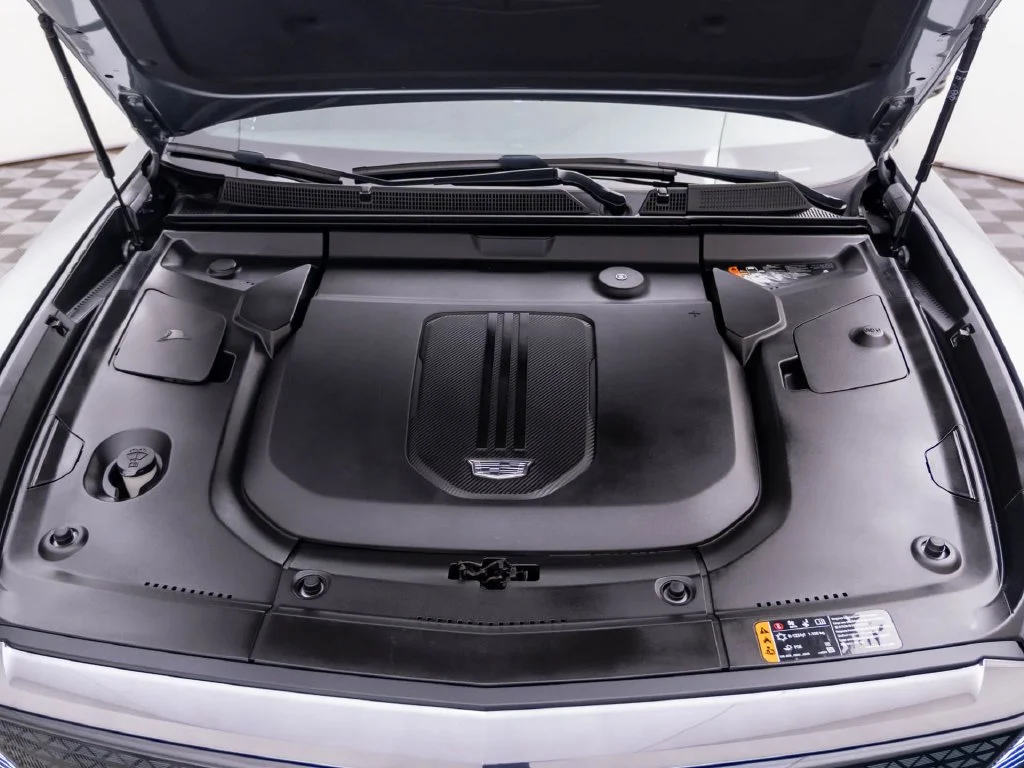 Used 2024 Silver Cadillac Sport image 32