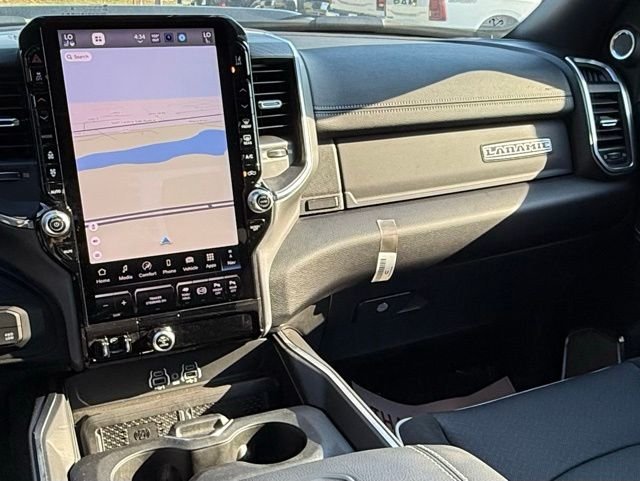 2025 RAM 3500 Laramie - Photo 19