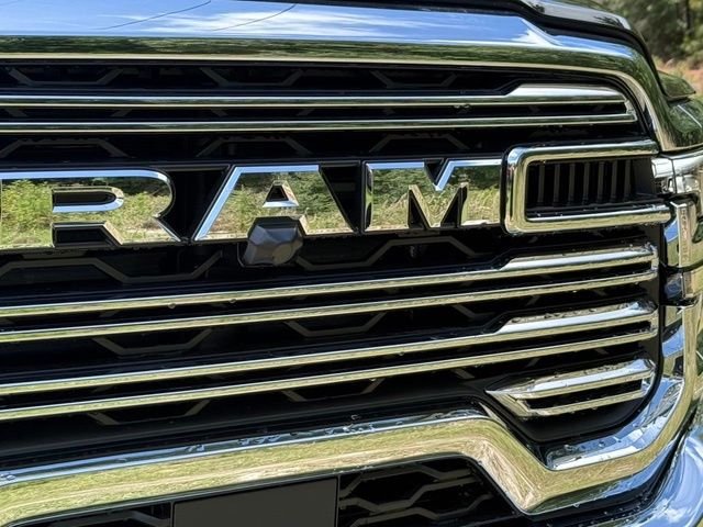 New 2026 Diamond Black Crystal Pearl-Coat Exterior Paint RAM LARAMIE image 3