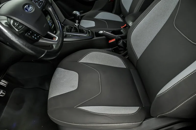 Used 2018 Shadow Black Ford ST image 14