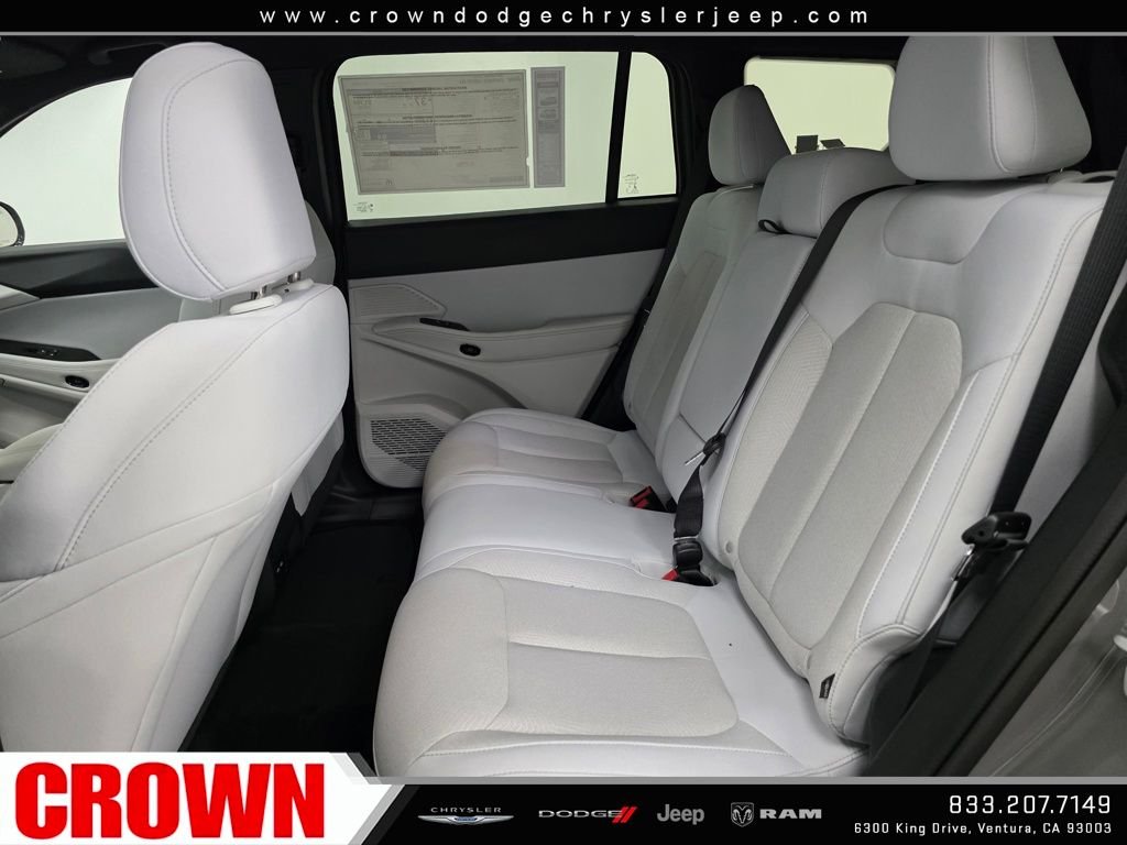 New 2026 Sting-Gray Clear-Coat Exterior Paint Jeep Laredo image 13