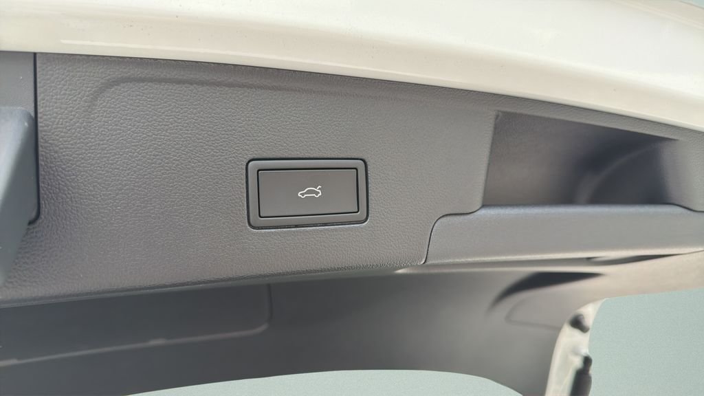 New 2026 Opal White Pearl Volkswagen 2.0T SEL R-Line Black image 27