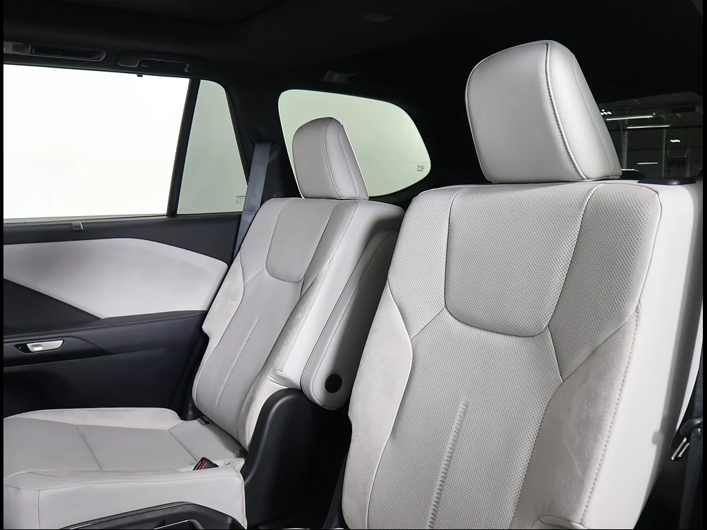 2026 Lexus TX Luxury - Photo 10