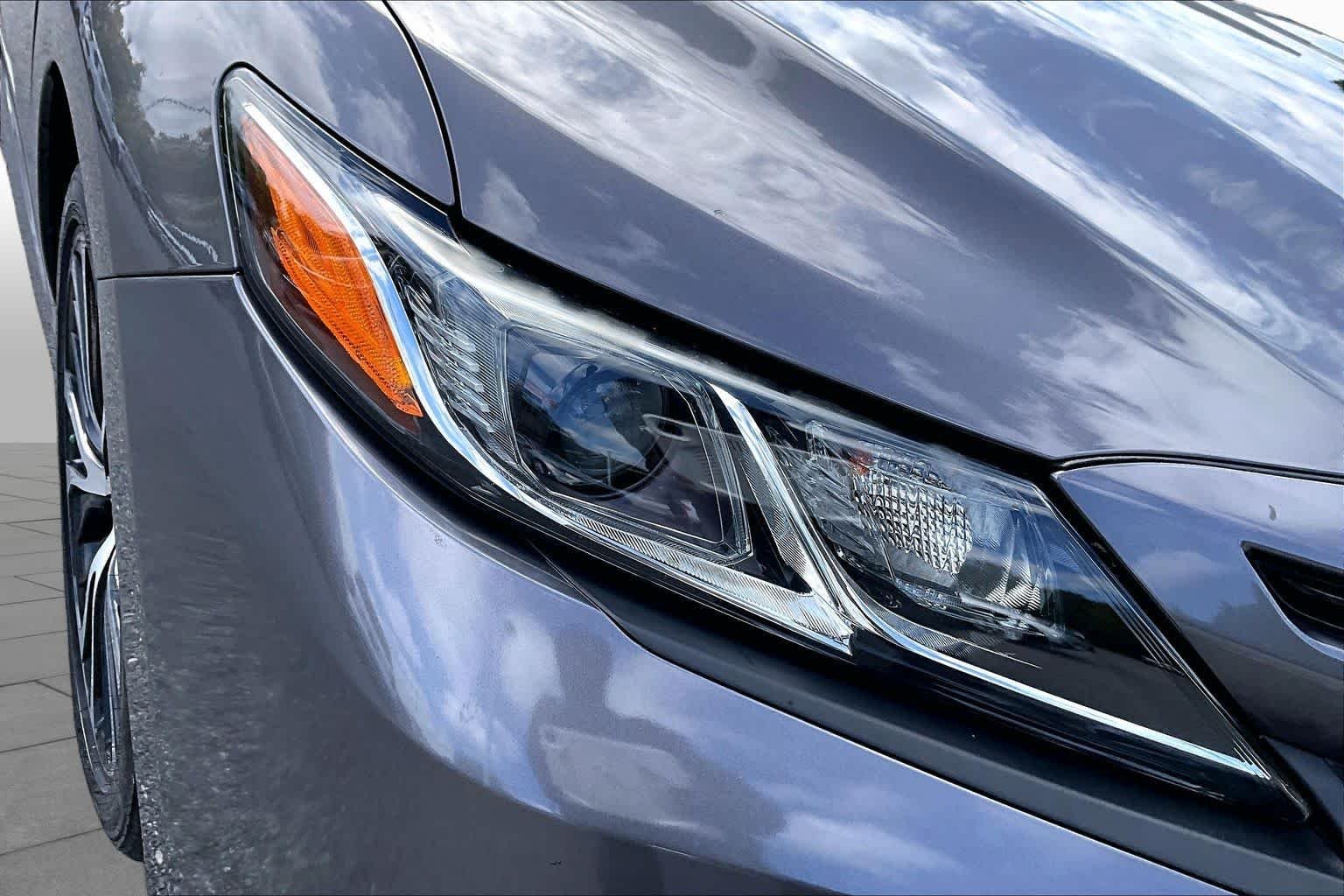 Used 2019 Predawn Gray Mica Toyota SE image 27