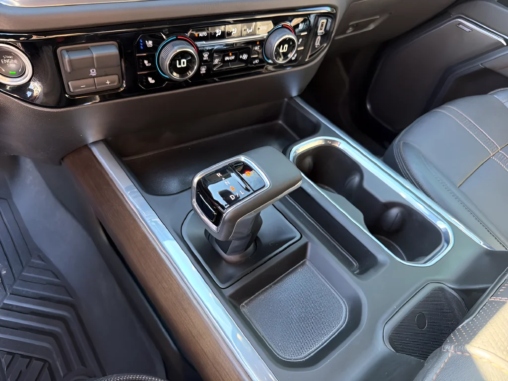 Used 2025 Black Chevrolet High Country image 27