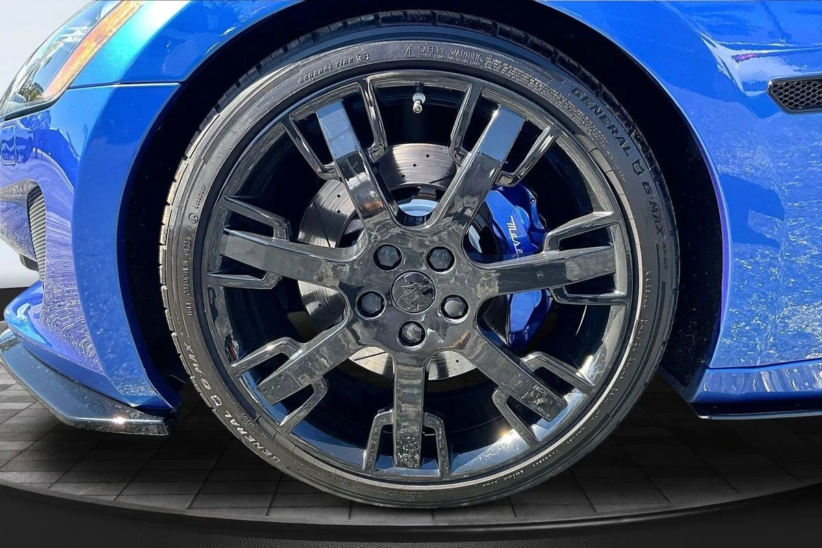 Used 2014 Blue Maserati Sport image 36
