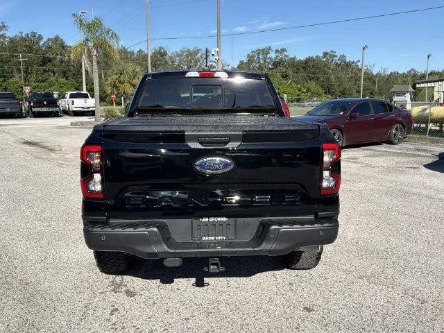 Used 2025 Black Ford XLT image 5