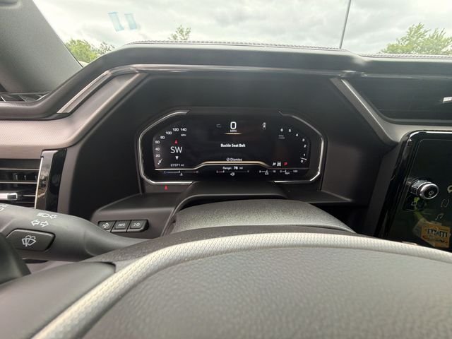 Used 2024 White GMC Denali image 15