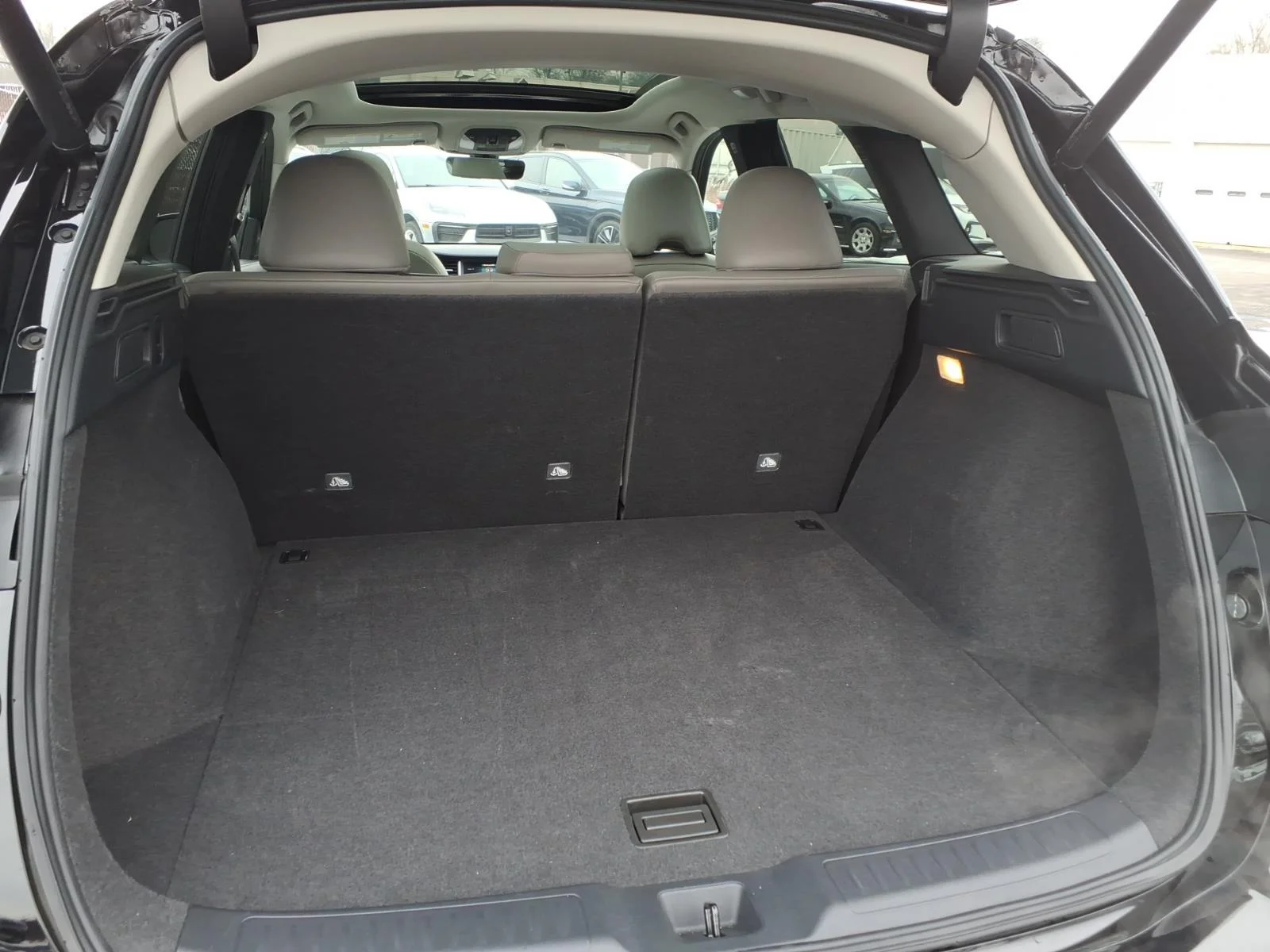 Certified Used 2024 Black INFINITI LUXE image 25