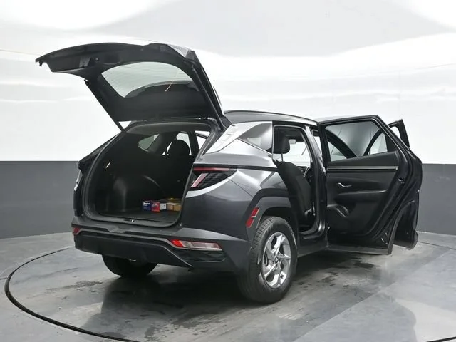 Used 2023 Gray Hyundai SEL image 29