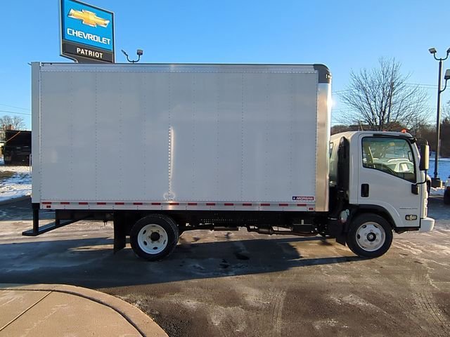 New 2024 Arc White Chevrolet  image 4