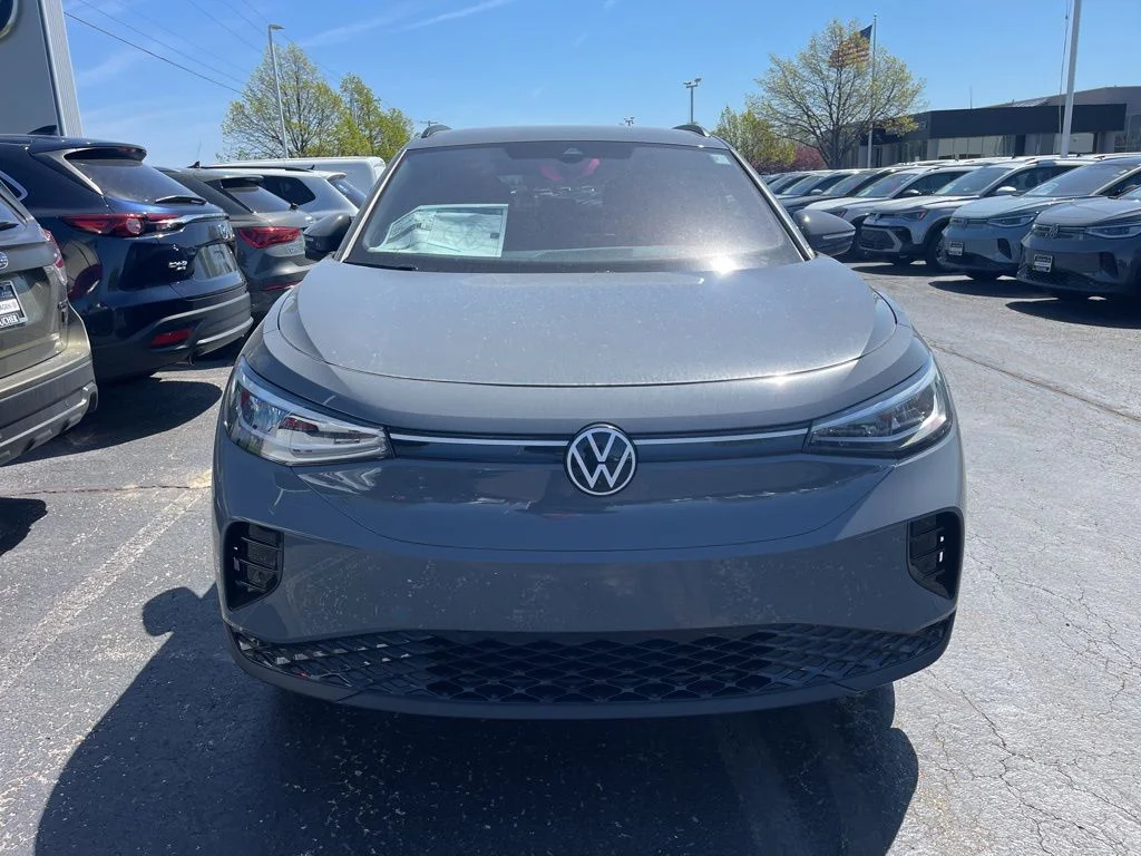 New 2026 Pure Gray Volkswagen Pro image 5