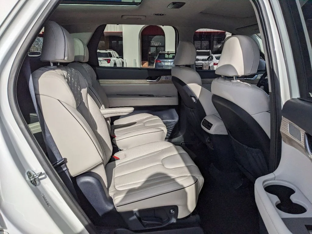 Used 2022 White Hyundai Limited AWD image 15