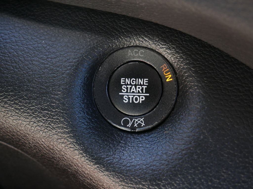 Certified Used 2020 White Jeep Trailhawk image 26