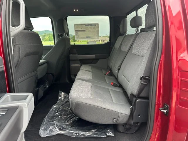 New 2026 Ruby Red Metallic Tinted Clearcoat Ford F-250® XLT image 16