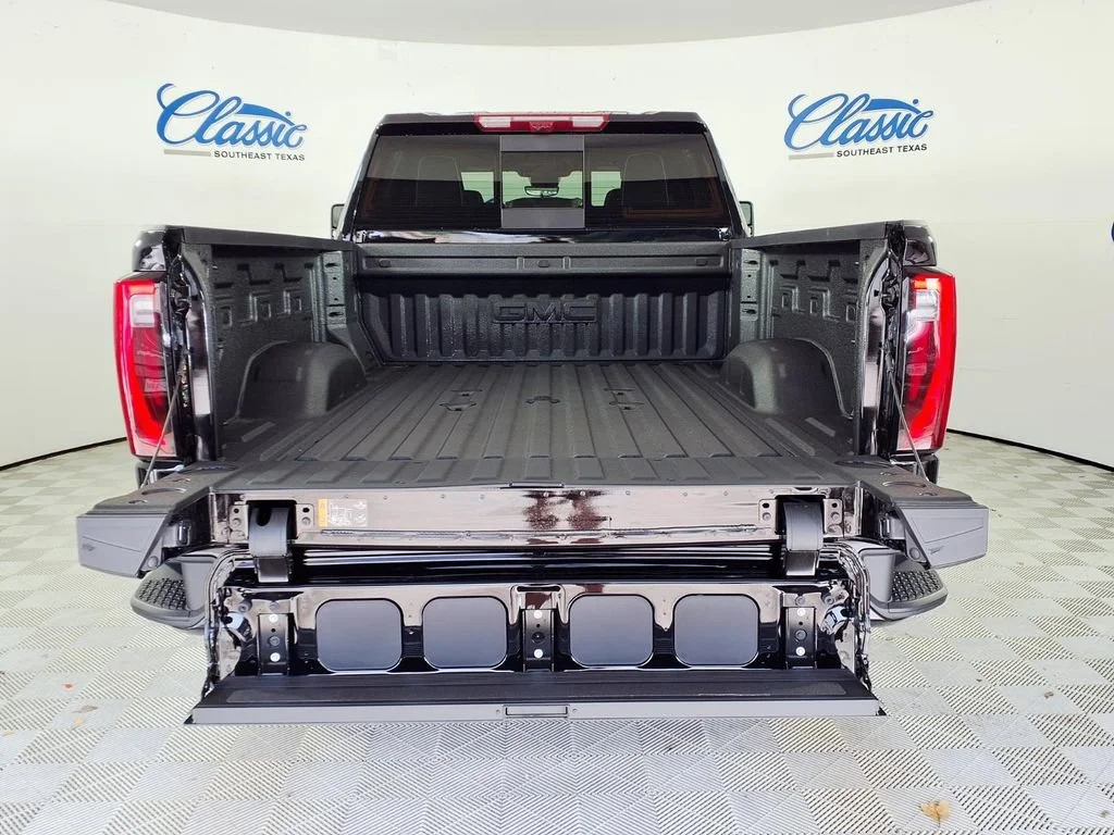 New 2026 Onyx Black GMC Denali Ultimate image 5