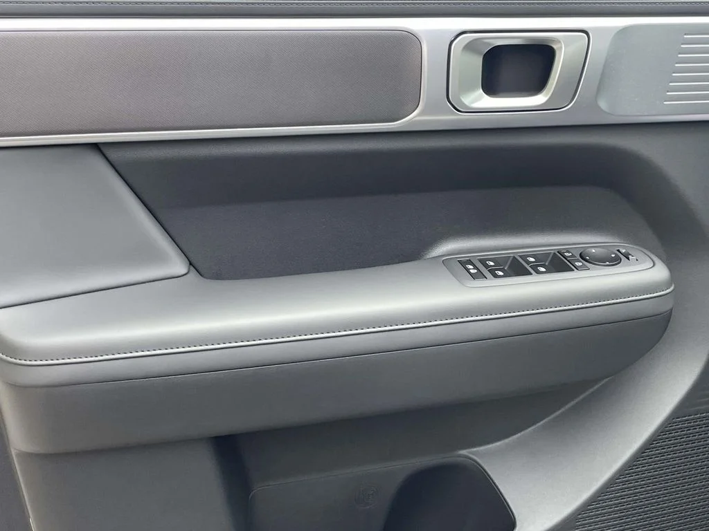 New 2026 Silver Hyundai SEL image 15