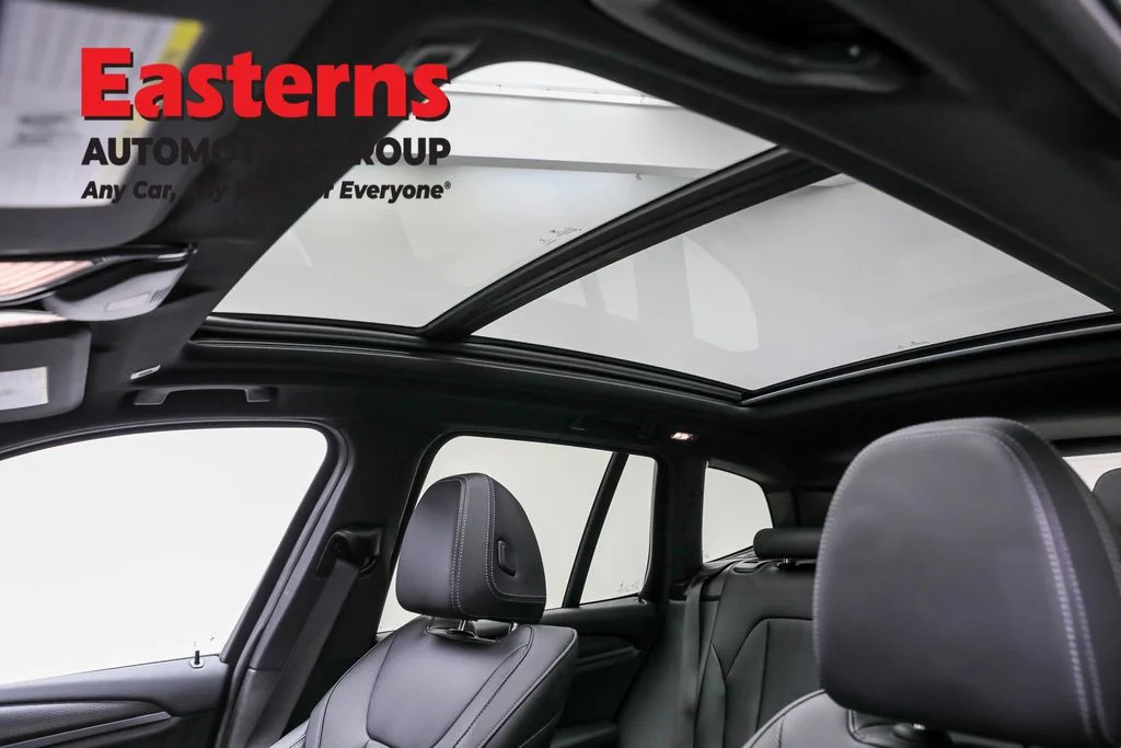 Used 2022 Gray BMW sDrive30i image 35
