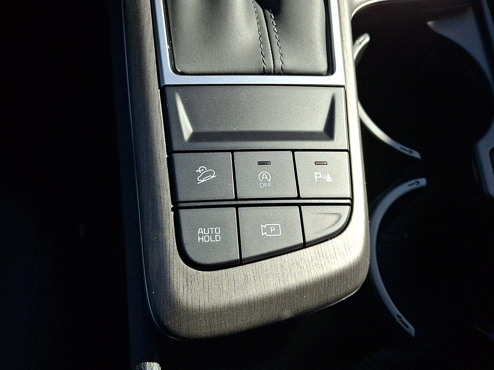 New 2027 White Kia X-Line image 19
