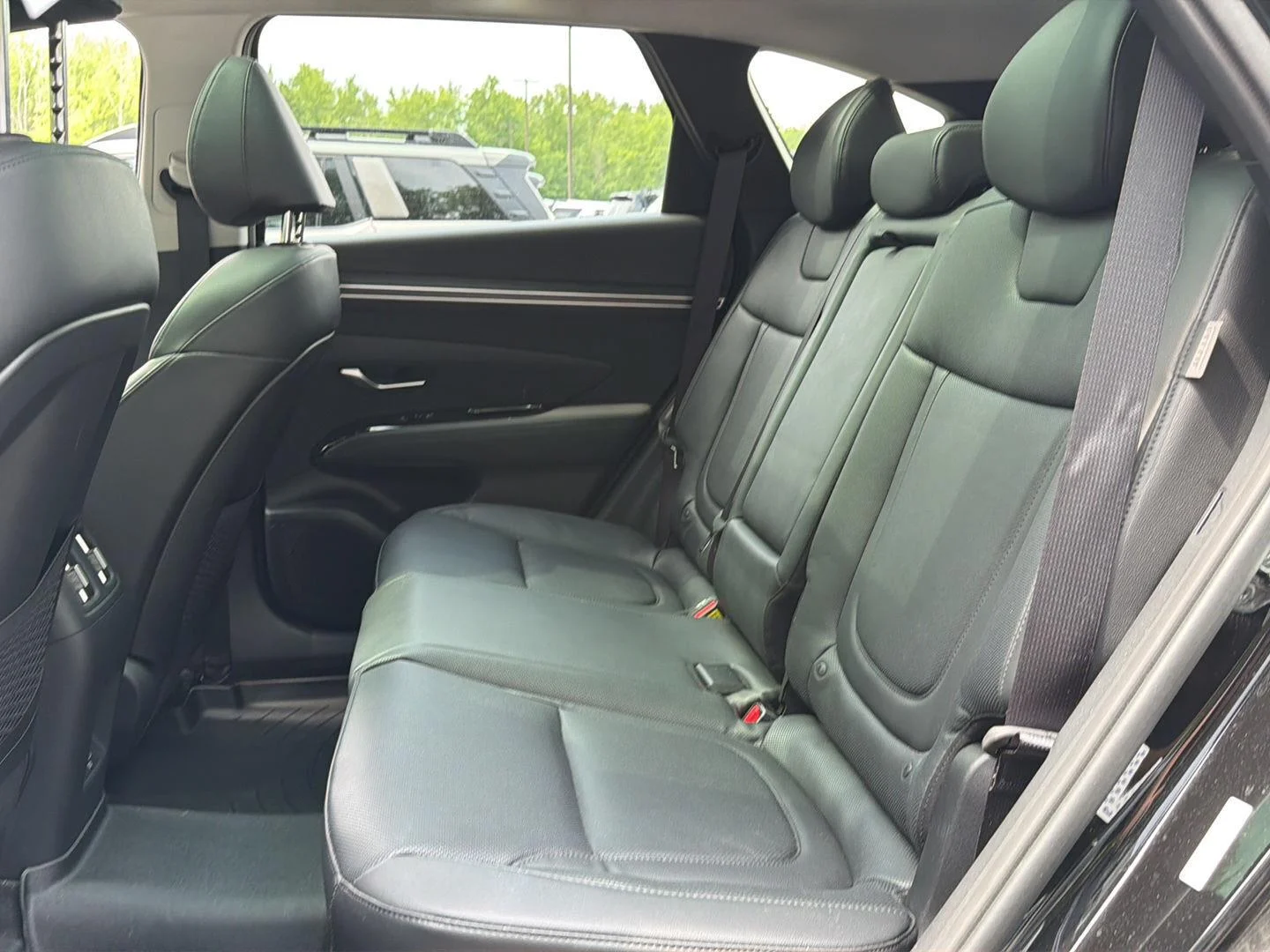 Used 2024 Black Pearl Hyundai Limited image 15