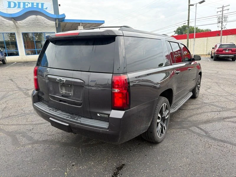 Used 2018 Gray Chevrolet Premier image 7