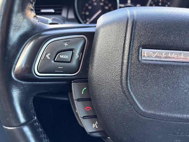 Used 2017  Land Rover SE image 20