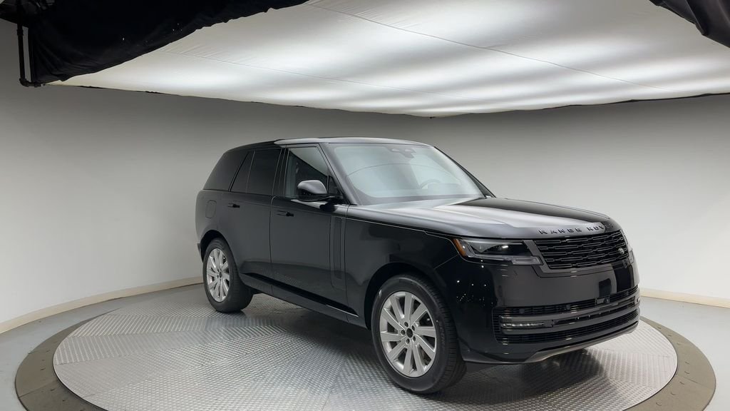 New 2026 Santorini Black Land Rover SE image 8