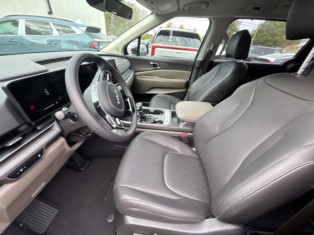 Certified Used 2026 Gray Kia EX image 11