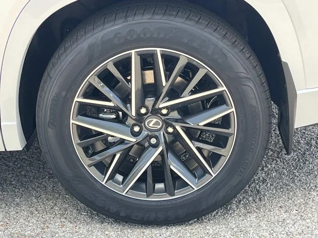New 2026 Wind Chill Pearl Lexus PREMIUM AWD image 11