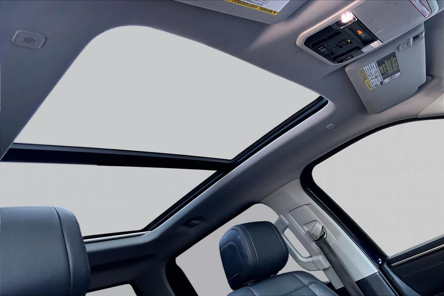 Used 2023 Blueprint Toyota Limited Hybrid image 14