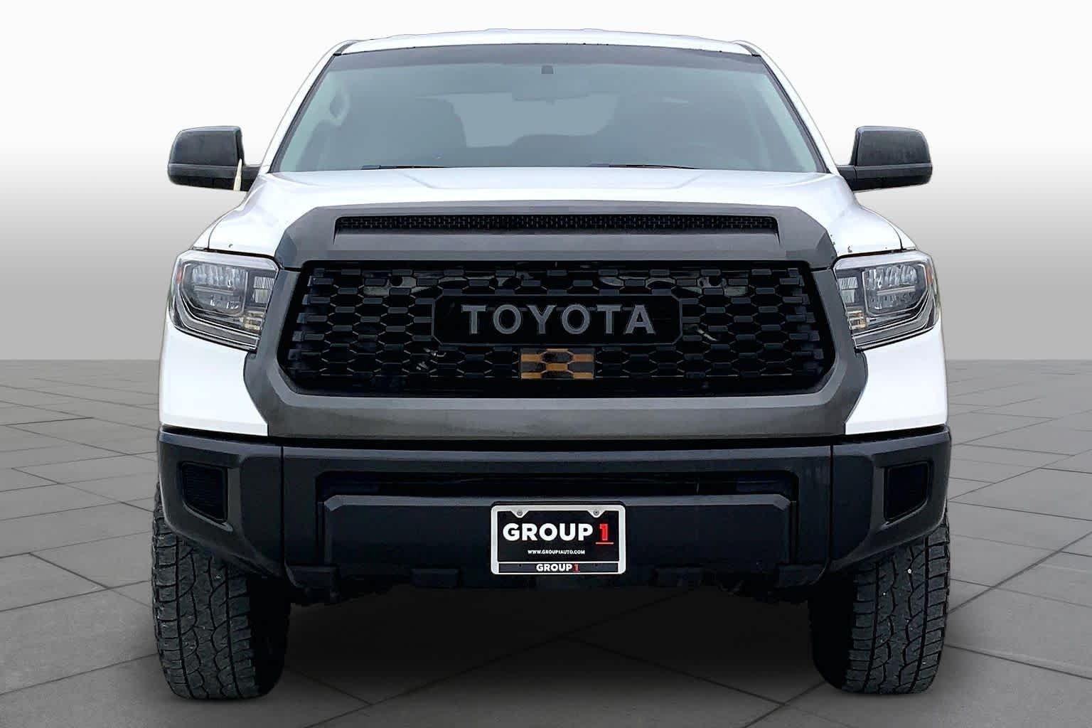 Used 2017 Super White Toyota SR image 4