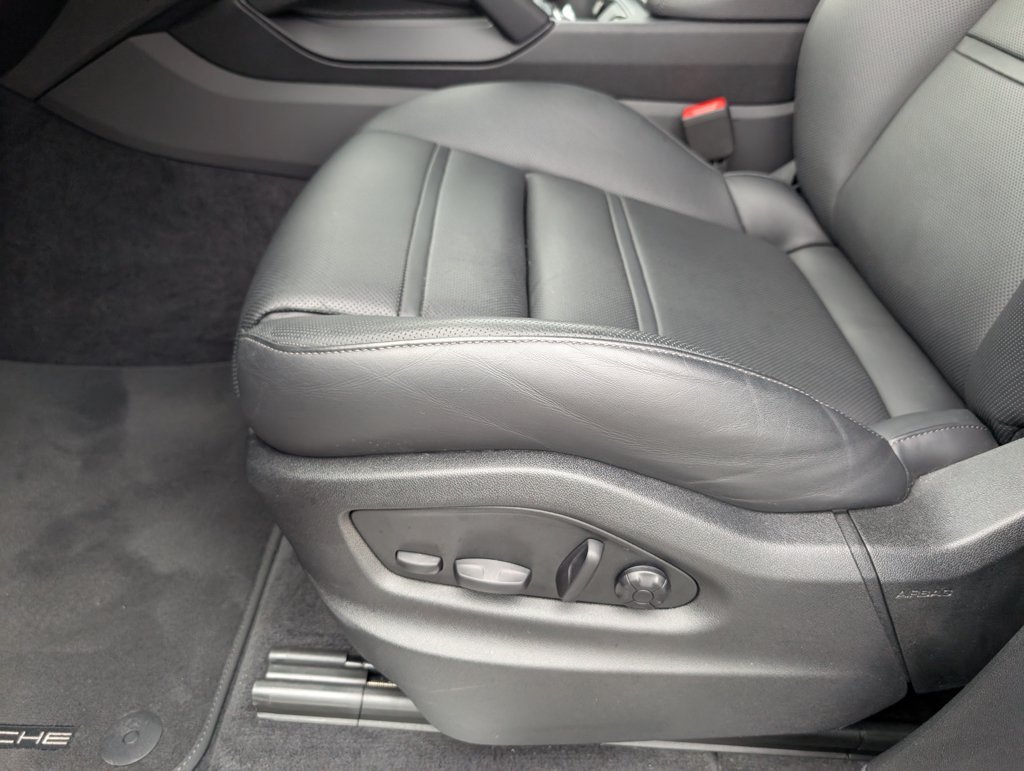 2025 Porsche Cayenne Coupe Base - Photo 21